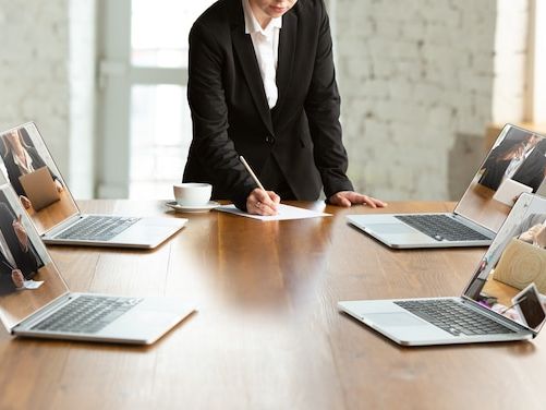 Prawo i obowiązki organizacji pozarządowych w Polsce: Kompleksowy przewodnik